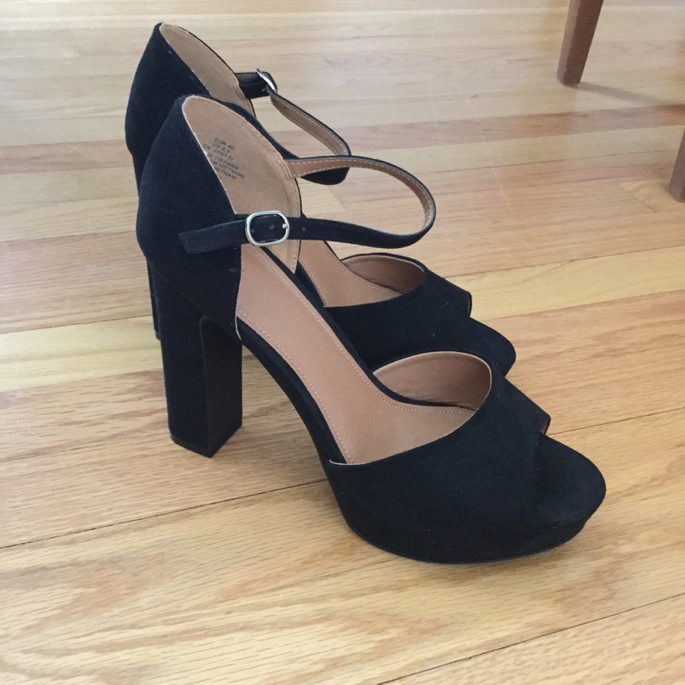 H&M Black High Heeled Sandals